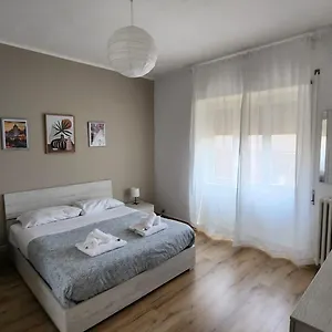 https://joy-house-roma-aurelio.it-romehotels.com